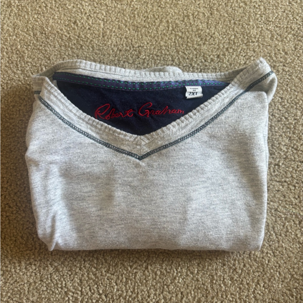 Robert Graham Light Gray V-Neck Sweater